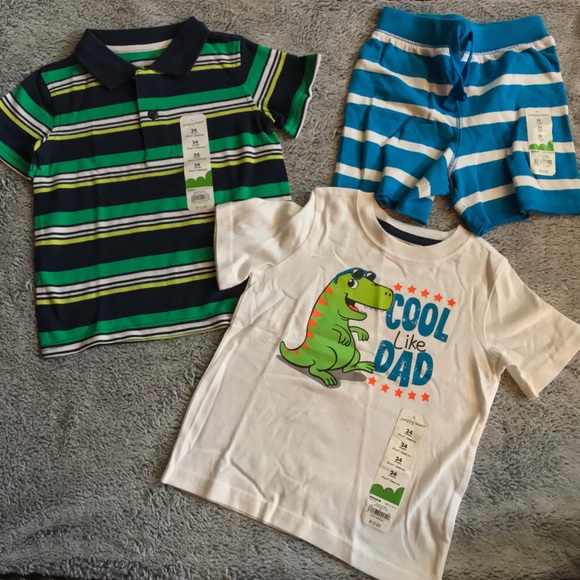 (SOLD) NWT,3pc 24m boys set - Picture 1 of 7